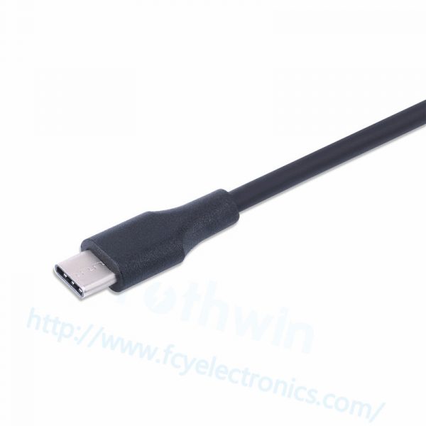TP004-29W-14.5V-2A-usb-C-charger-fcy04.jpg